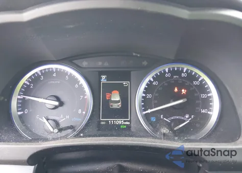 2019 Toyota Highlander Se z USA, uszkodzony, nr VIN 5TDKZRFH2KS314944